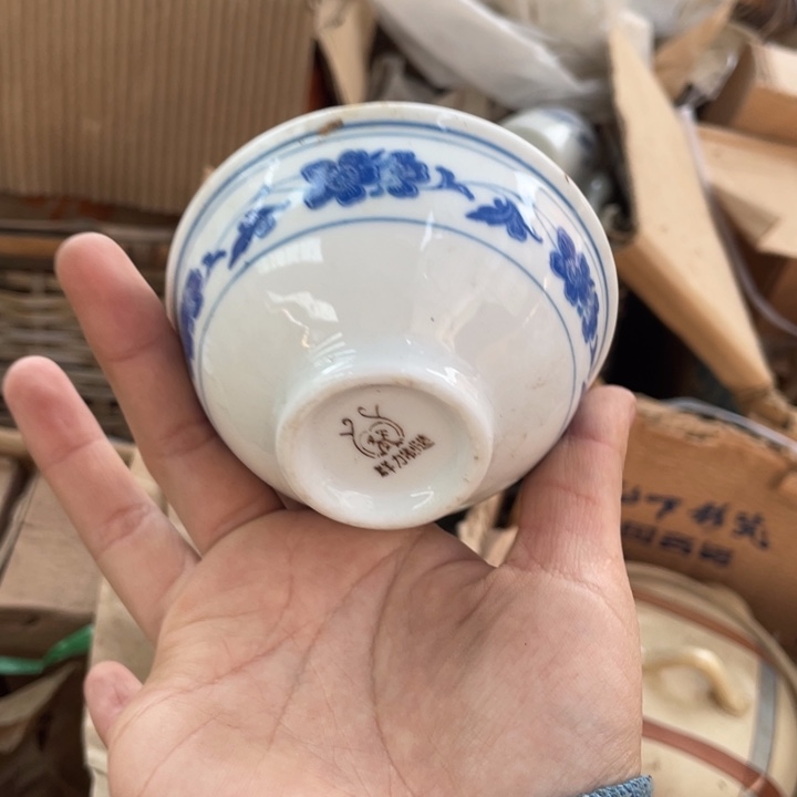 摆件盘子碗砂锅都有