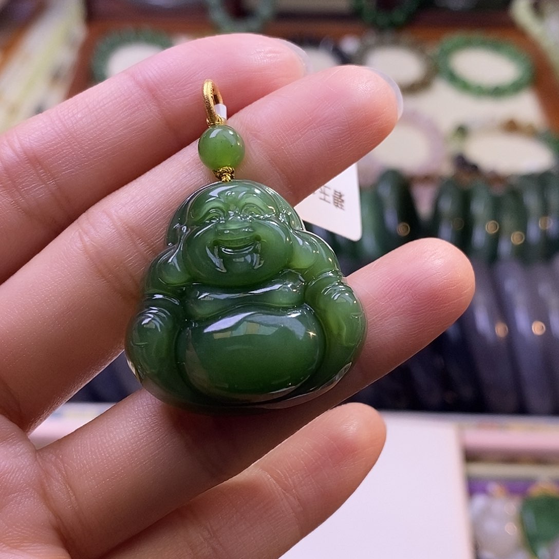 颈饰未镶嵌和田玉毕业级老坑料碧玉18.k佛公