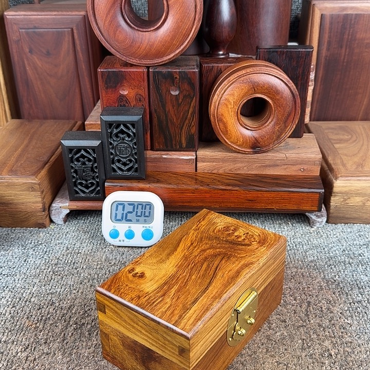 猫****刺猬紫檀（非洲黄花梨）