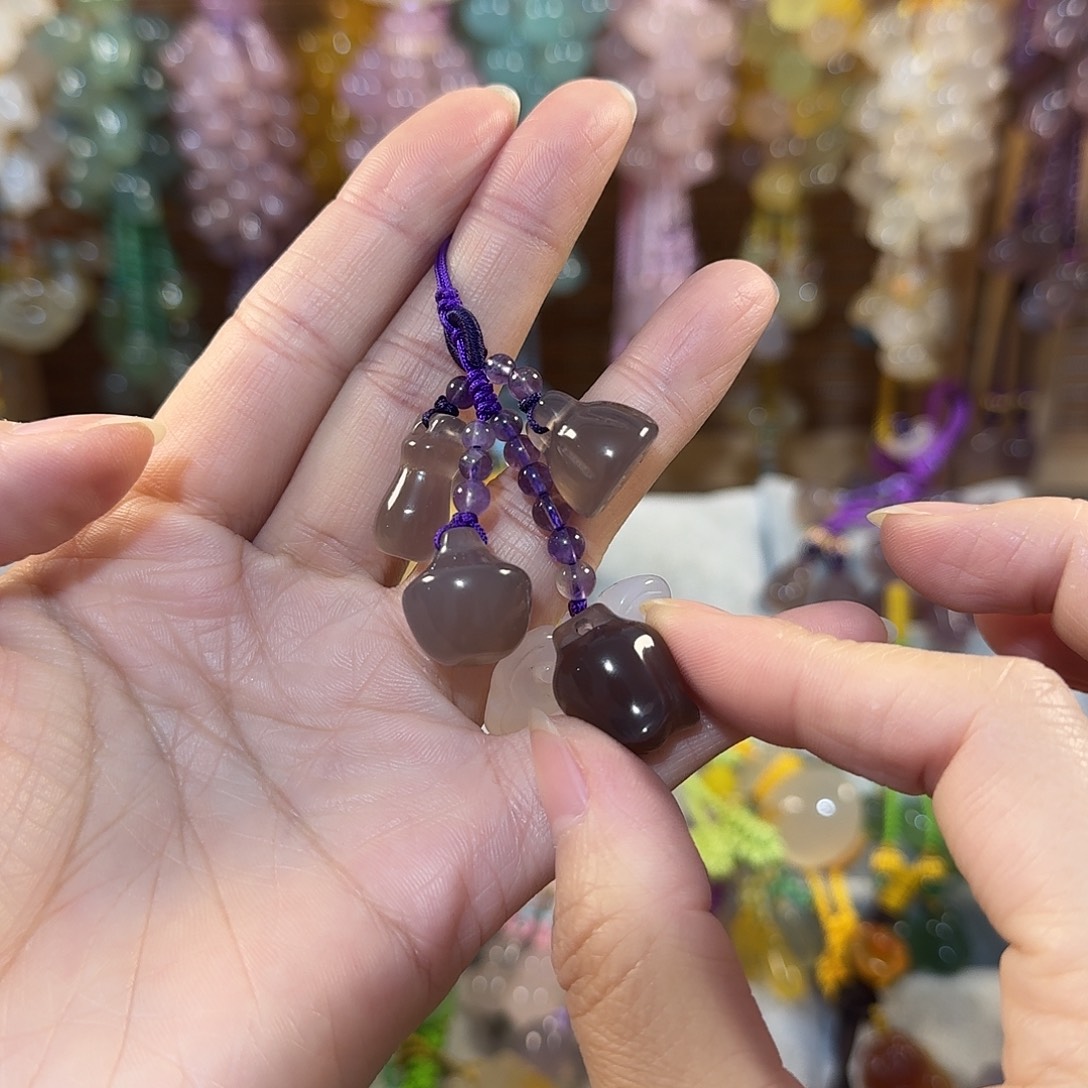 &***の玛瑙/玉髓未镶嵌手机挂件