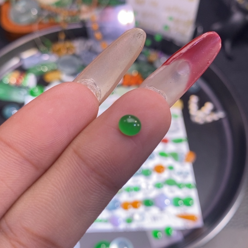 【闪购商品】翡翠挂件未镶嵌蛋