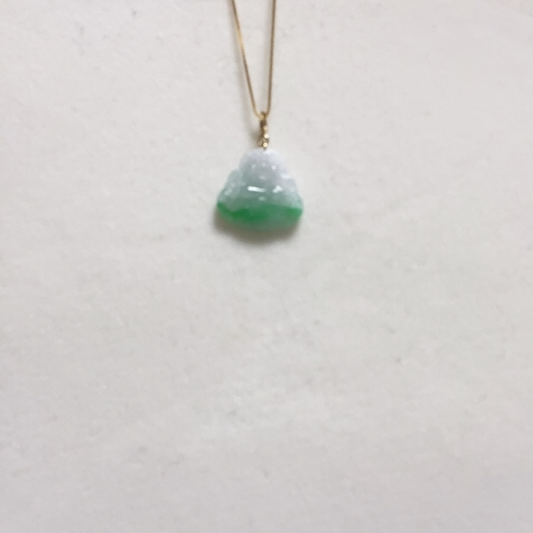 翡翠颈饰18K金镶嵌简单