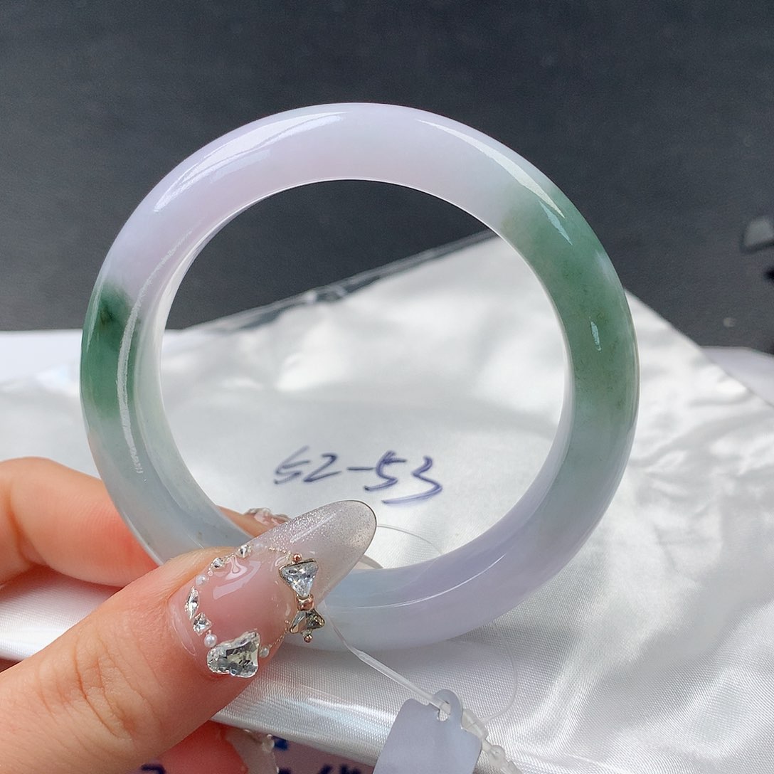 翡翠手镯未镶嵌015正53