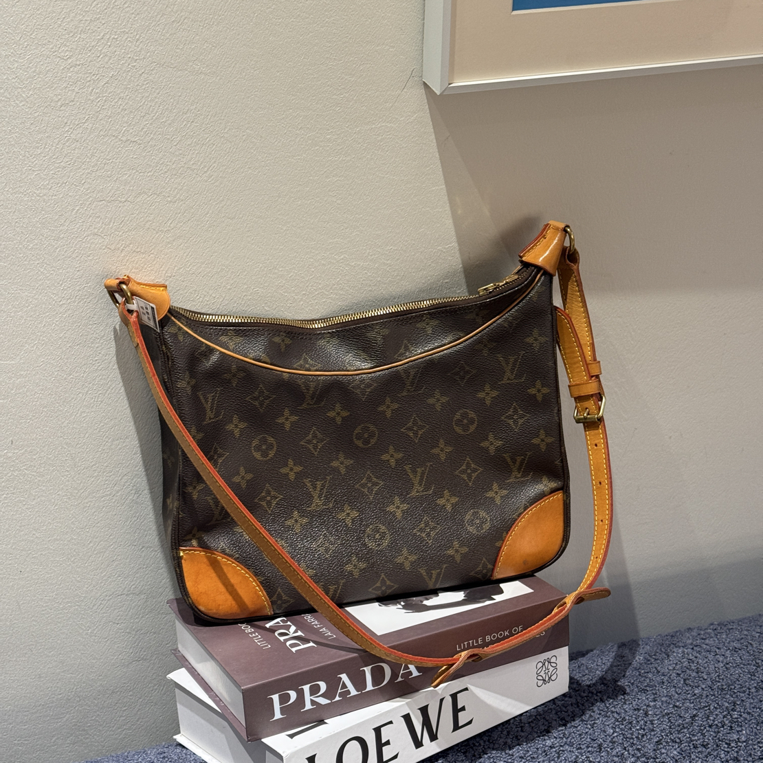 90新 LouisVuitton/路易威登 中古牛角包 小号 斜挎包