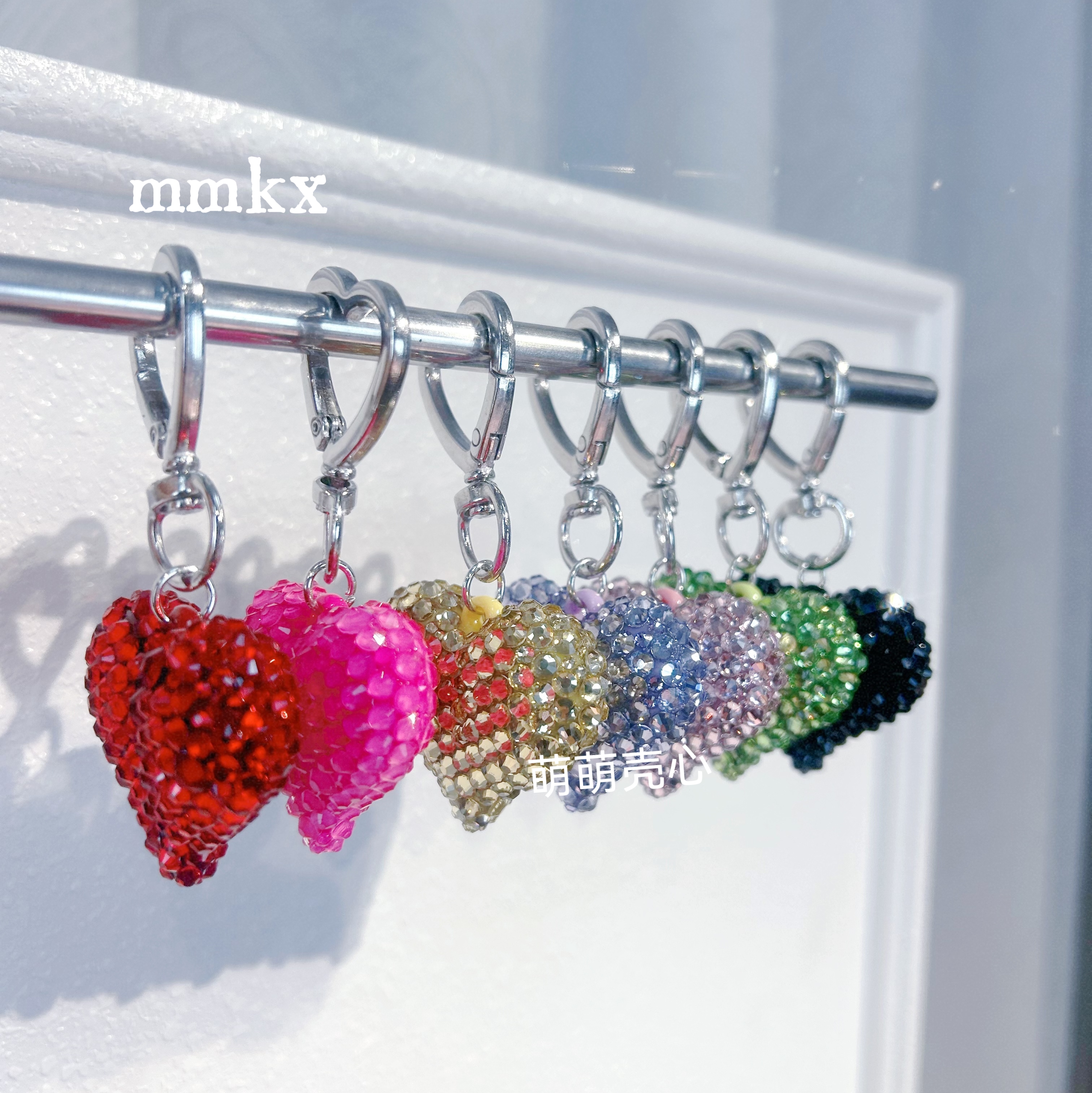 ins多巴胺水钻爱心彩色爱心挂件手机挂件包包挂件可爱挂绳手机链