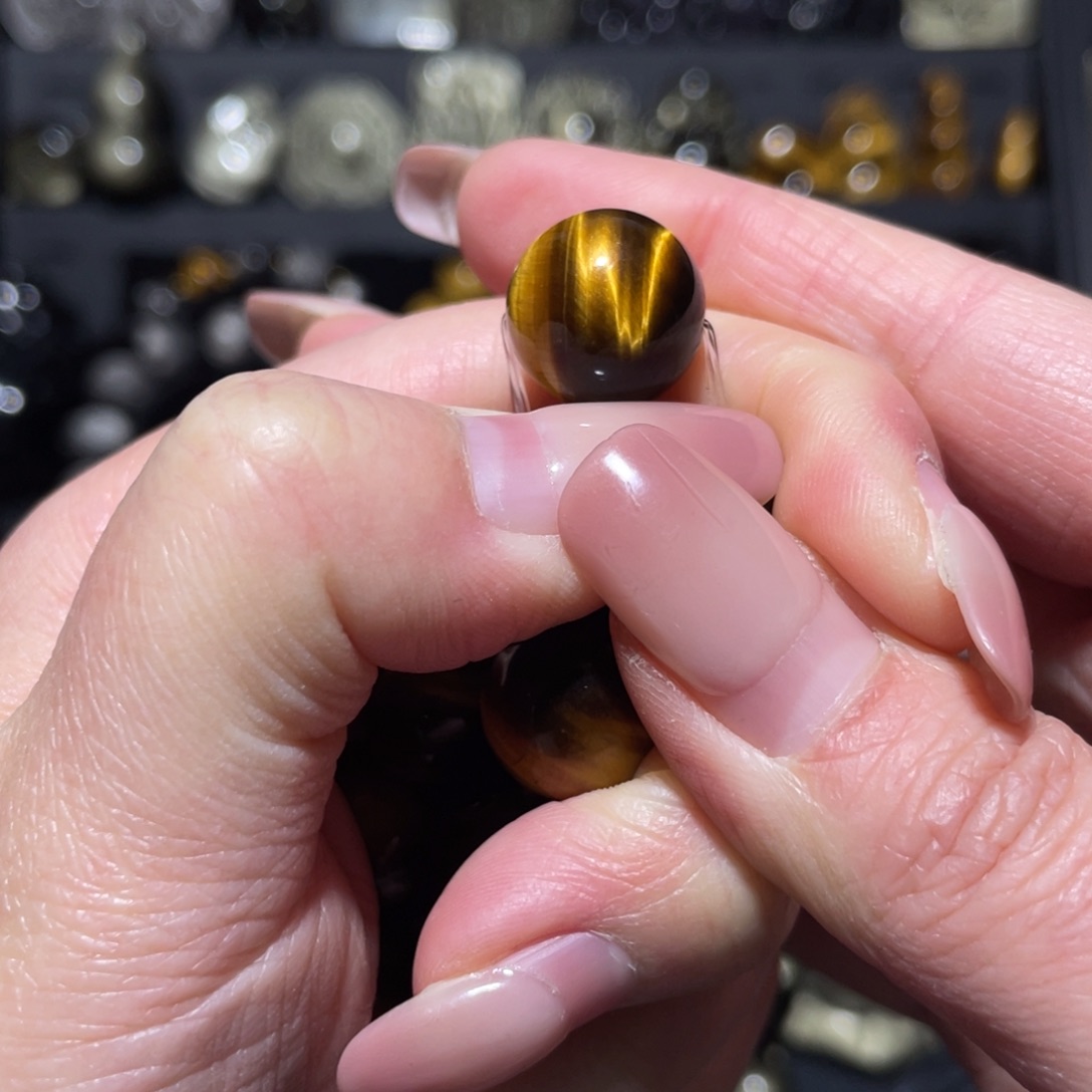 未镶嵌木变石（虎睛石）珠宝奇石z*