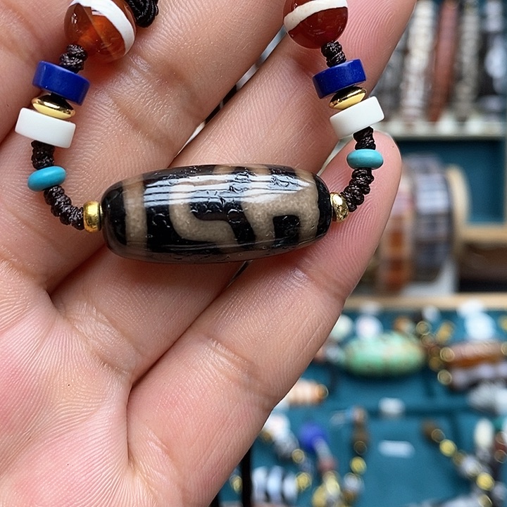 玛瑙/玉髓颈饰合金