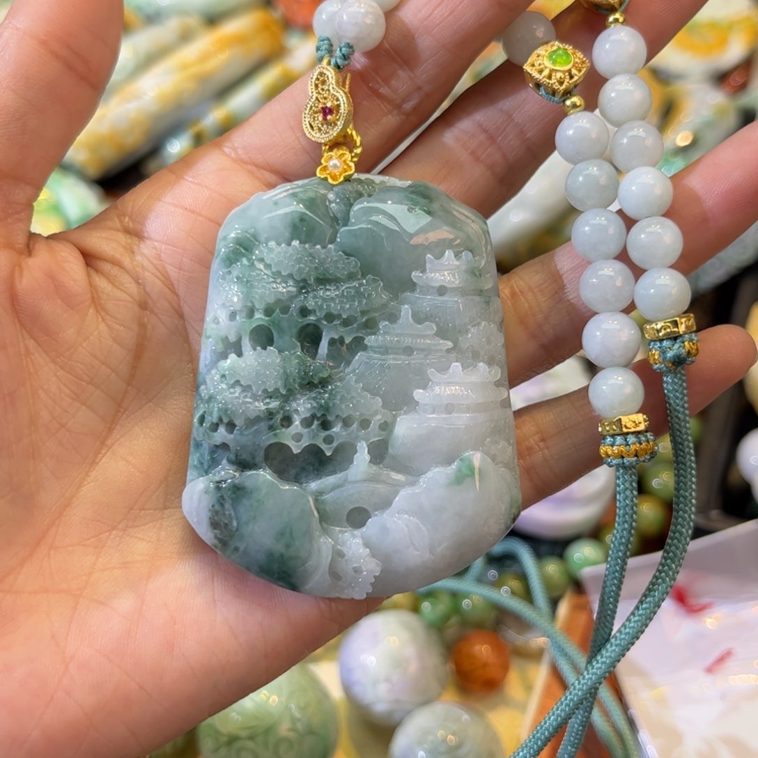 翡翠颈饰未镶嵌待编款