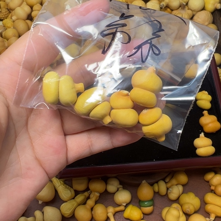 青***弟大叶紫檀（黑酸枝木类）