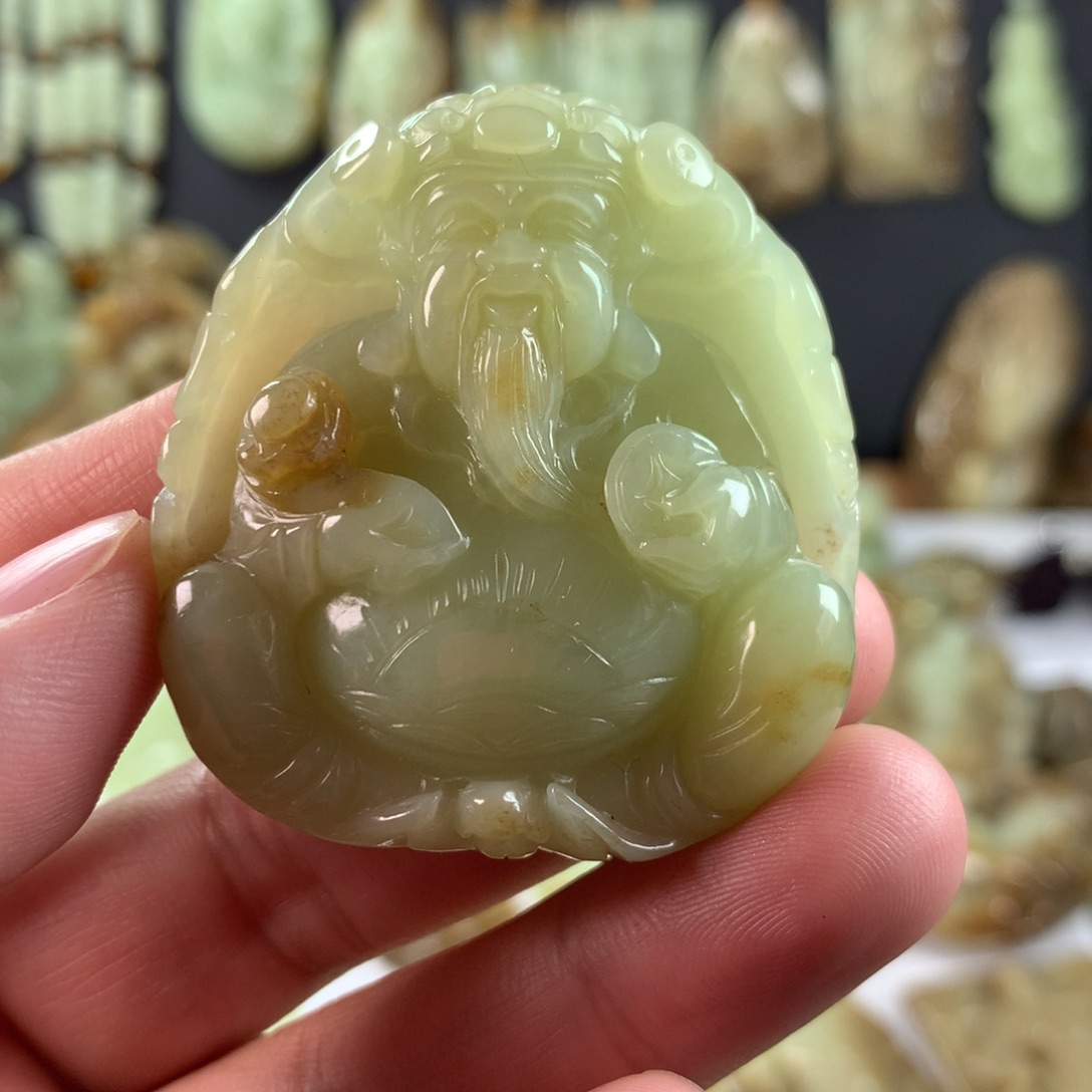 和田玉颈饰未镶嵌孤*