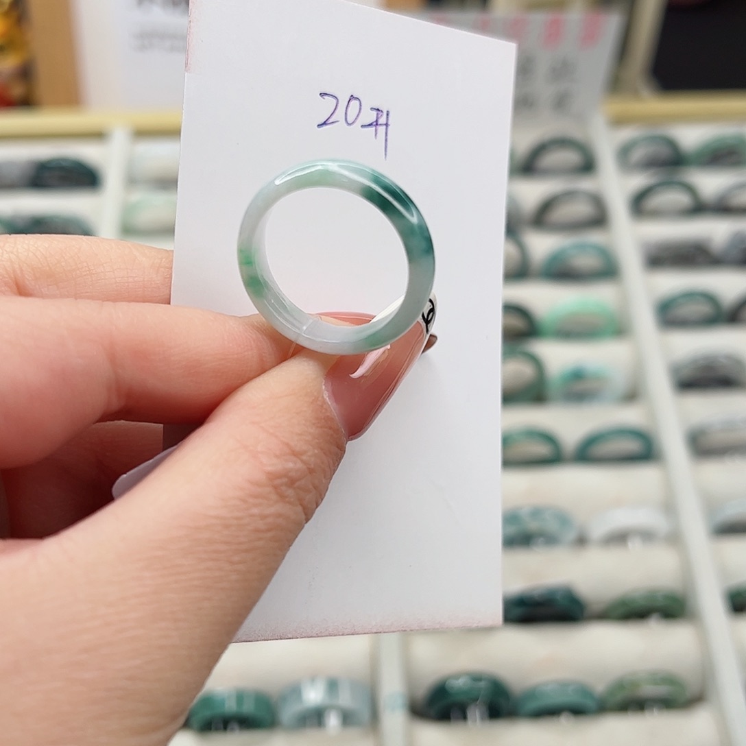 翡翠戒指未镶嵌戒指