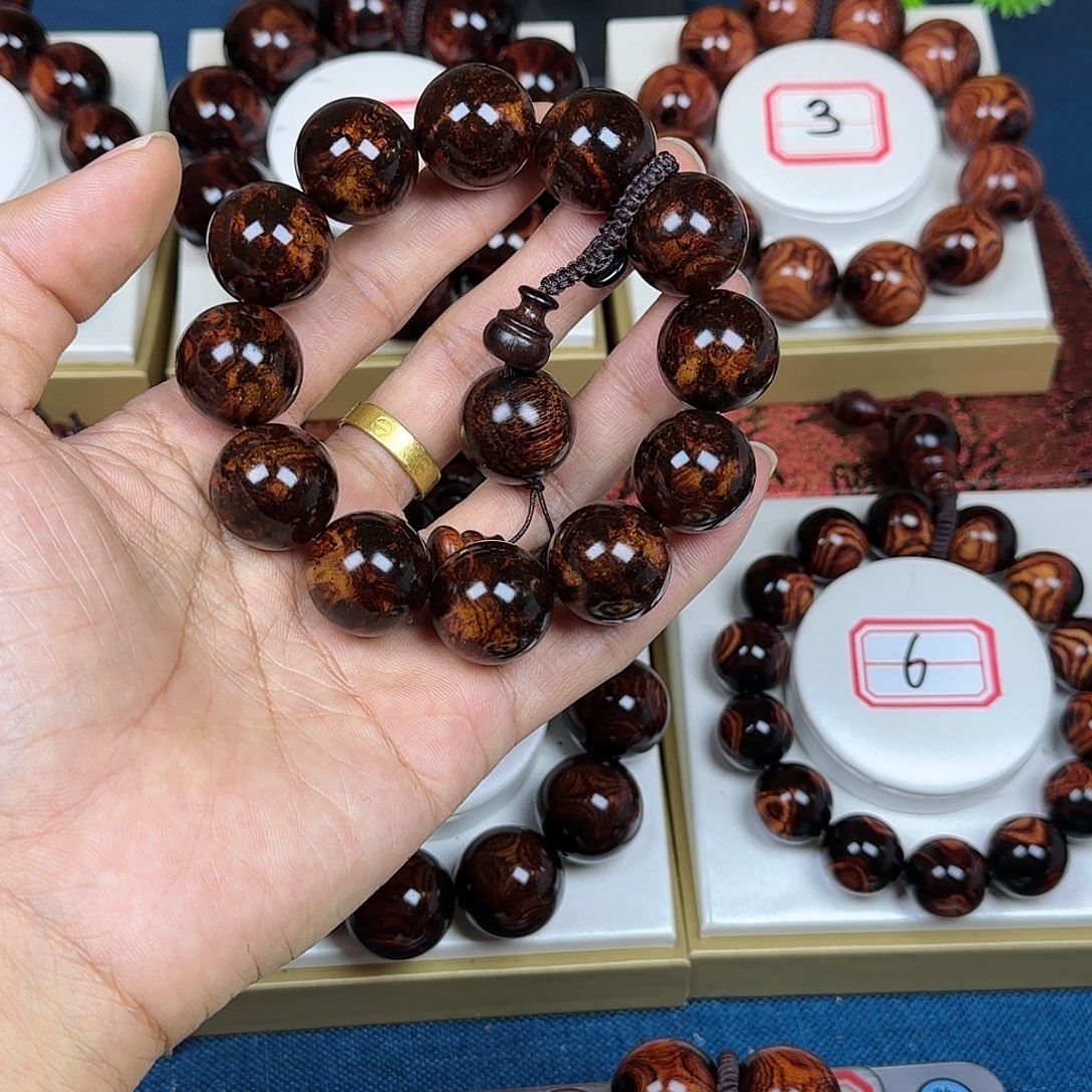 青***菜花梨木类黄花梨2.0