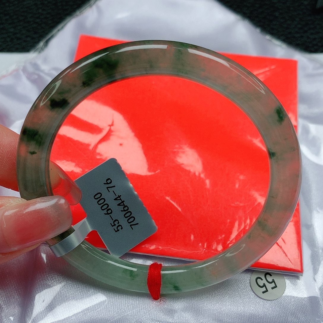 翡翠手镯未镶嵌缅甸天然a货翡翠