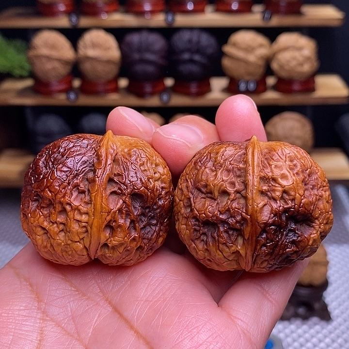 文玩核桃吊坠七彩元宝11