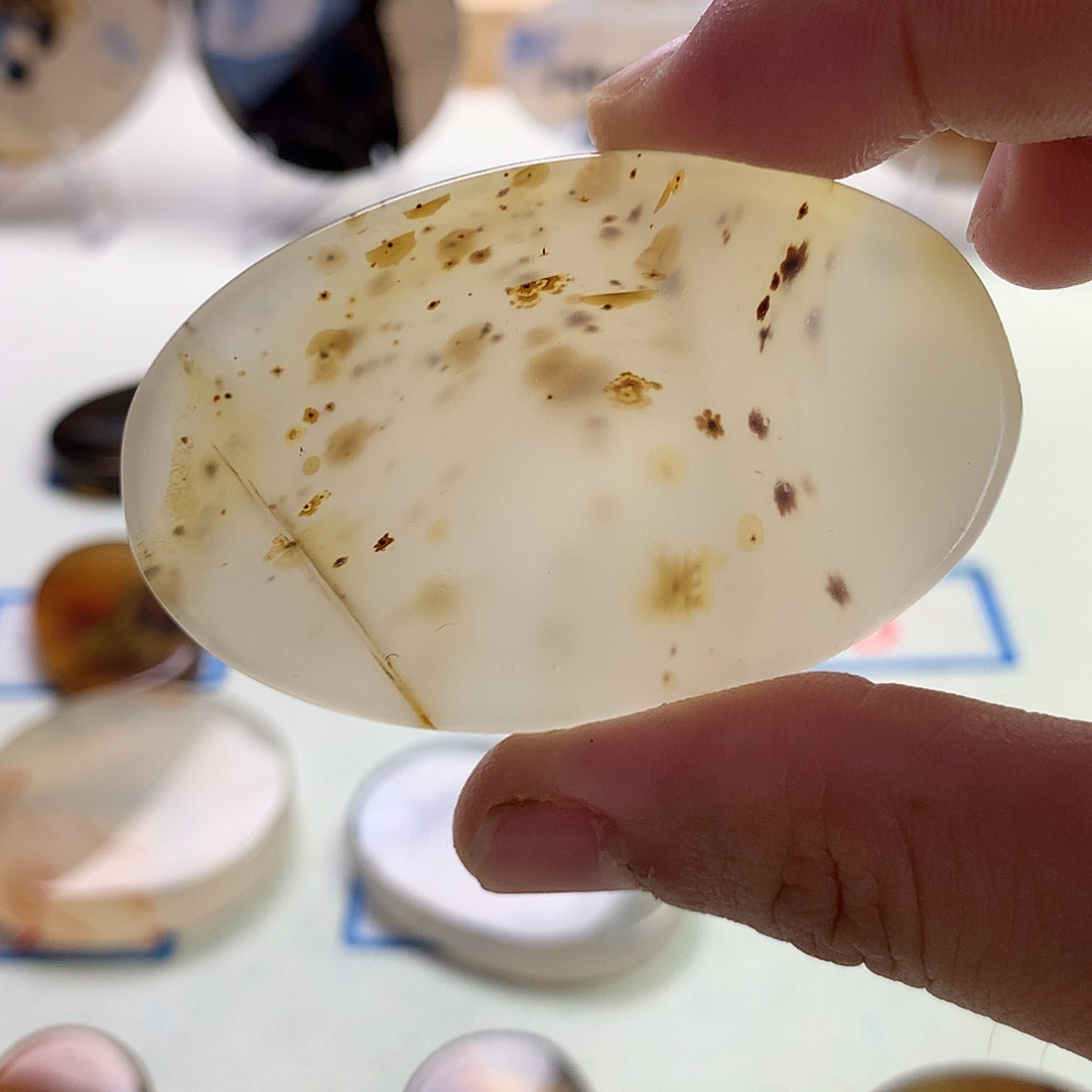 未镶嵌玛瑙/玉髓珠宝半成品