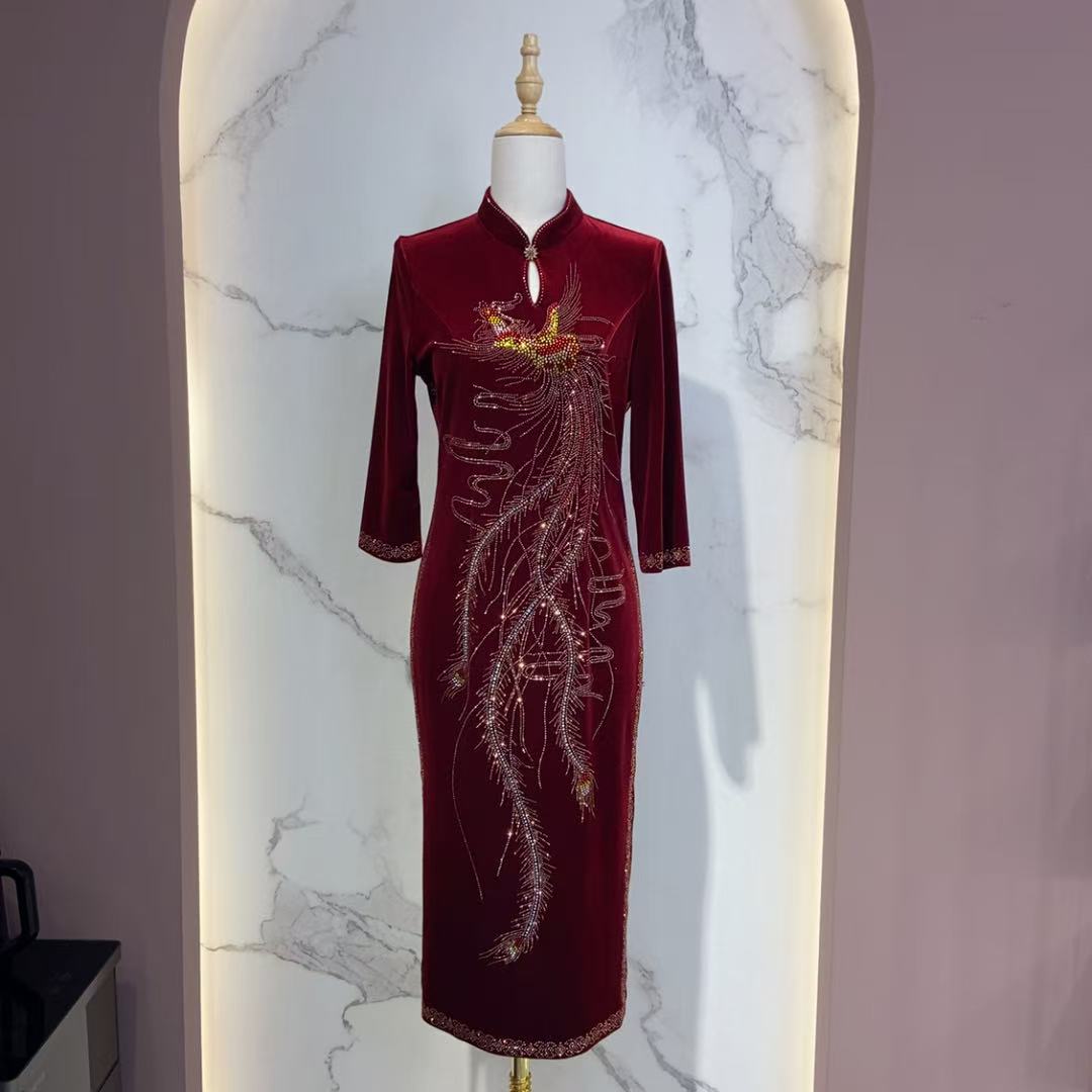 依诺 89079 旗袍裙显瘦气质网红时尚长款大气修身中式轻奢冬季