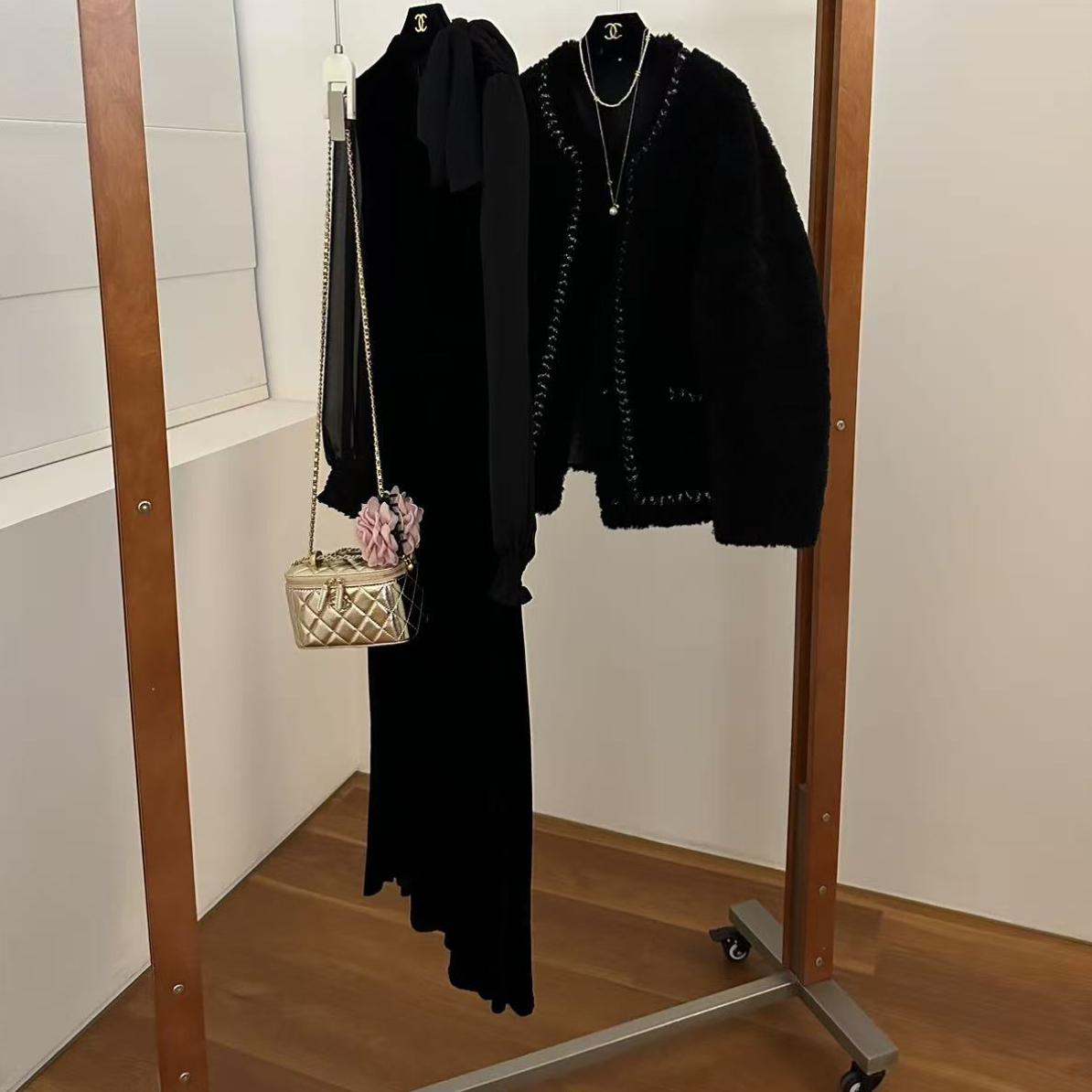 设计感显瘦百搭羊毛小香风气质外套