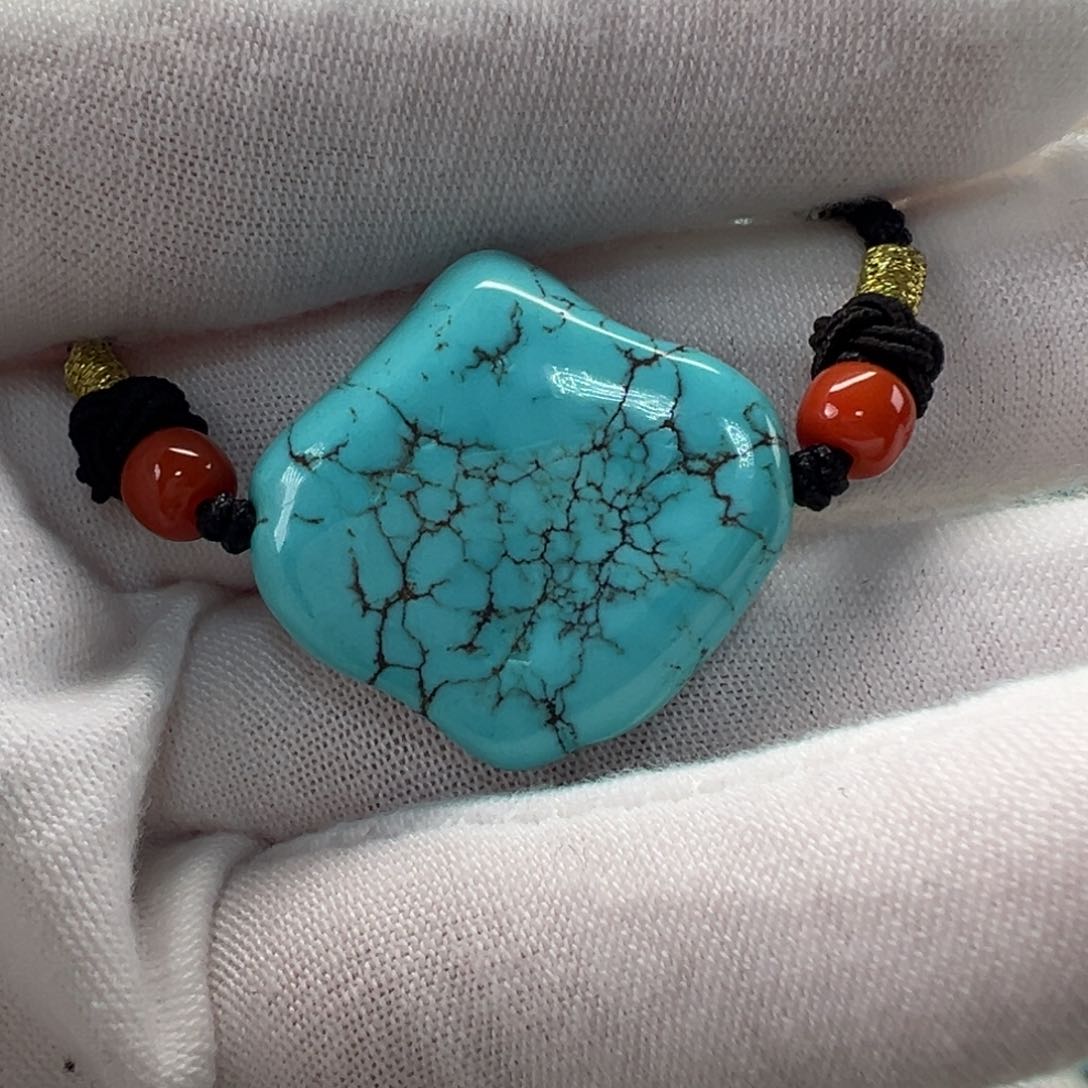 未镶嵌绿松石随形26.7mm