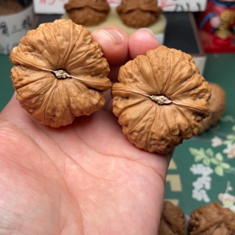 【闪购商品】文玩核桃吊坠44南瓜墩52克