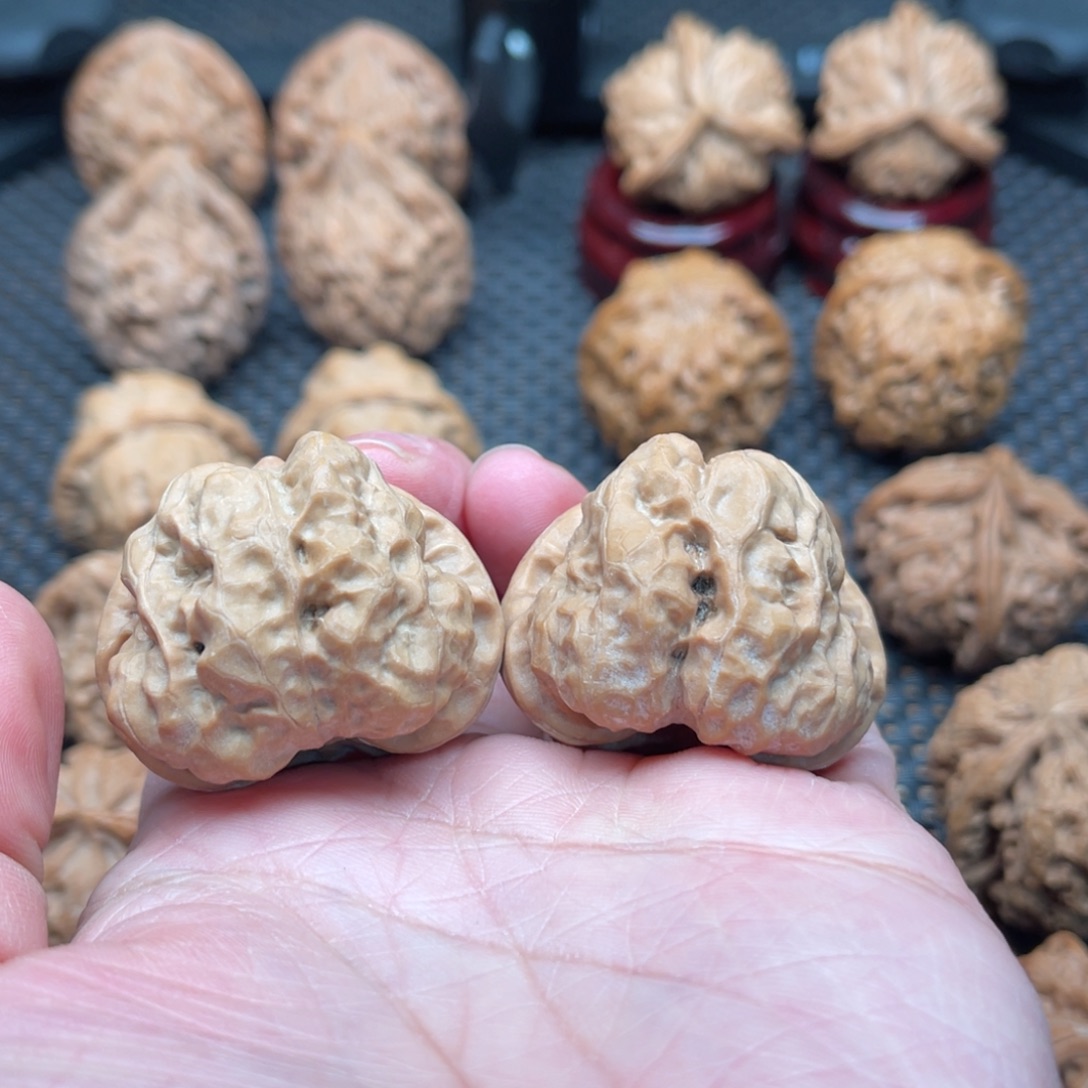 2***8文玩核桃吊坠蛤蟆头