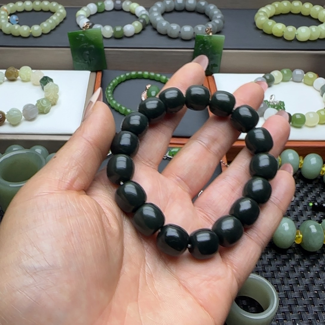 追***梦和田玉（糖玉）未镶嵌手串