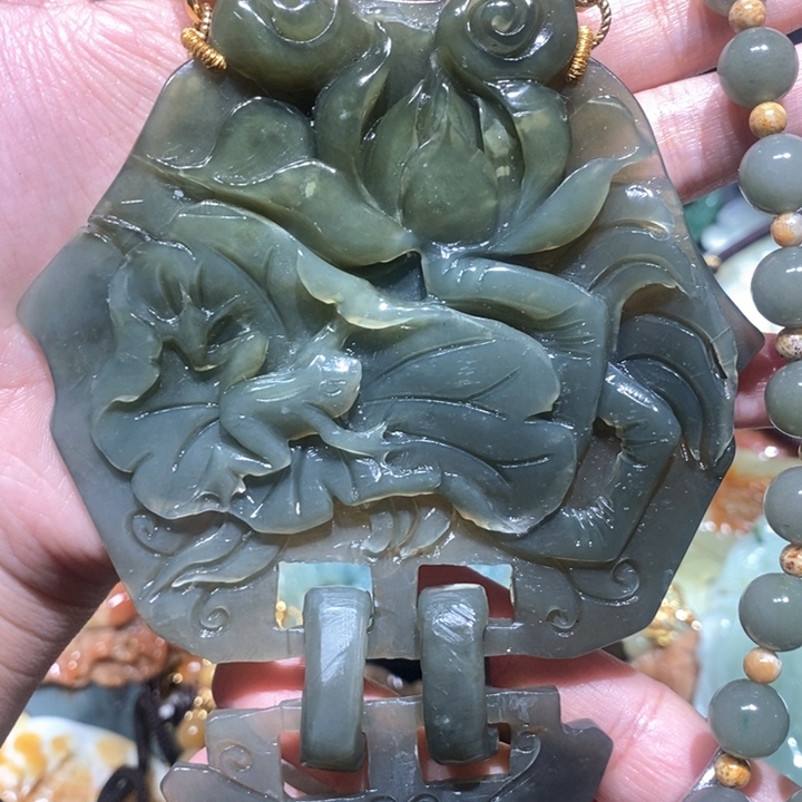 岫玉毛衣链未镶嵌