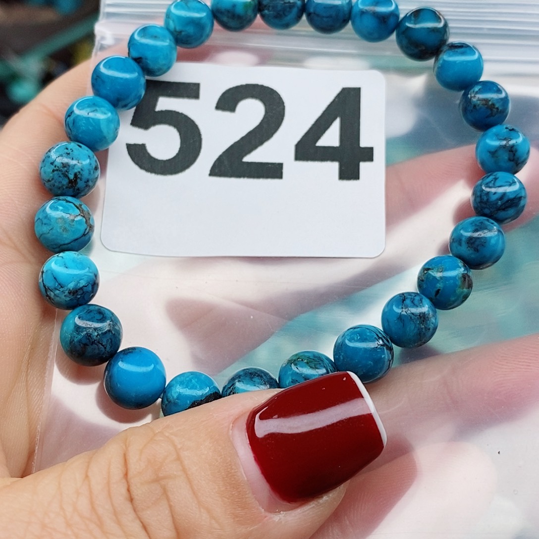 绿松石颈饰未镶嵌华*