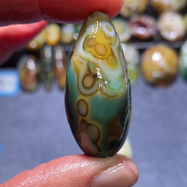 玛瑙/玉髓未镶嵌珠宝奇石