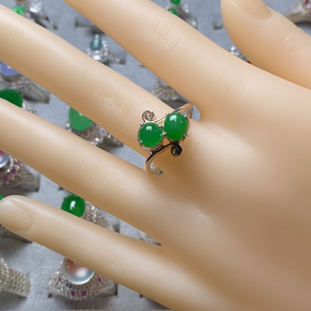 定制翡翠未镶嵌裸石蛋面