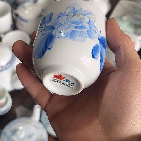 其他瓷手绘杯一个陶瓷