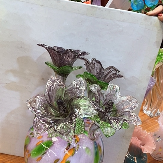 琉璃花瓶高45厘米宽9厘米