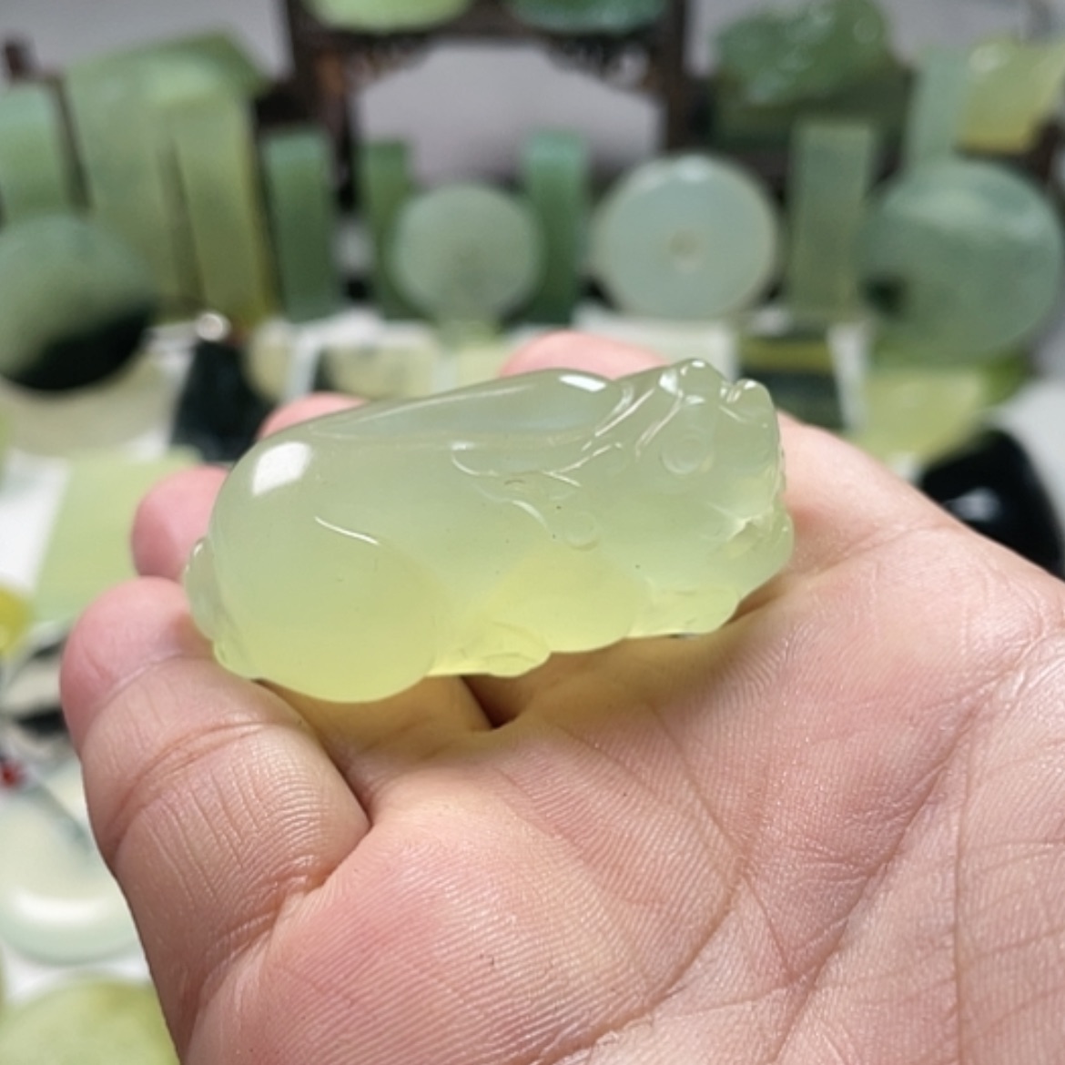 【闪购商品】未镶嵌岫玉挂件舌**酸