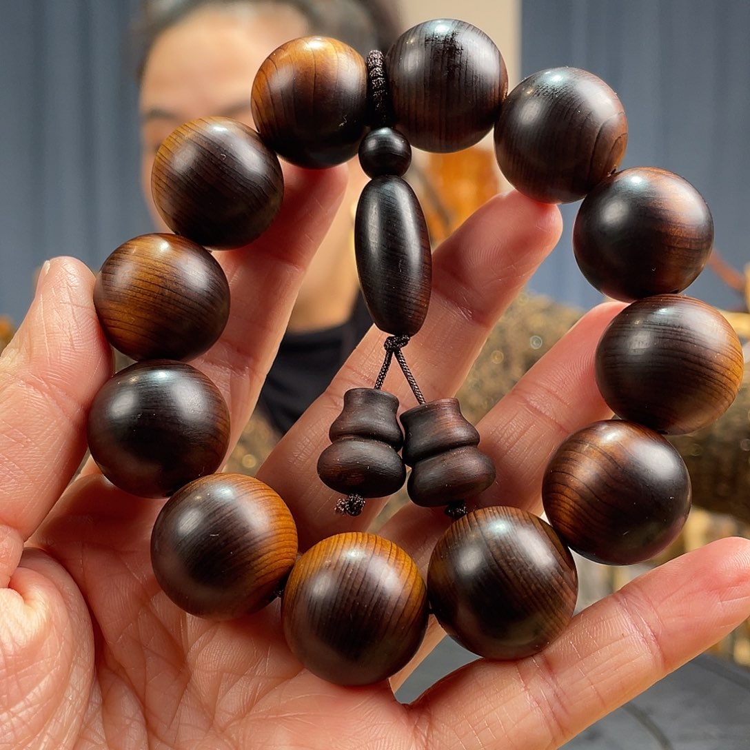 柏木（崖柏）手串雷击料