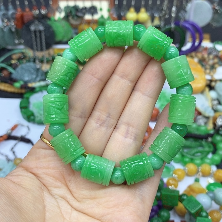 翡翠未镶嵌颈饰雪**娘手链14