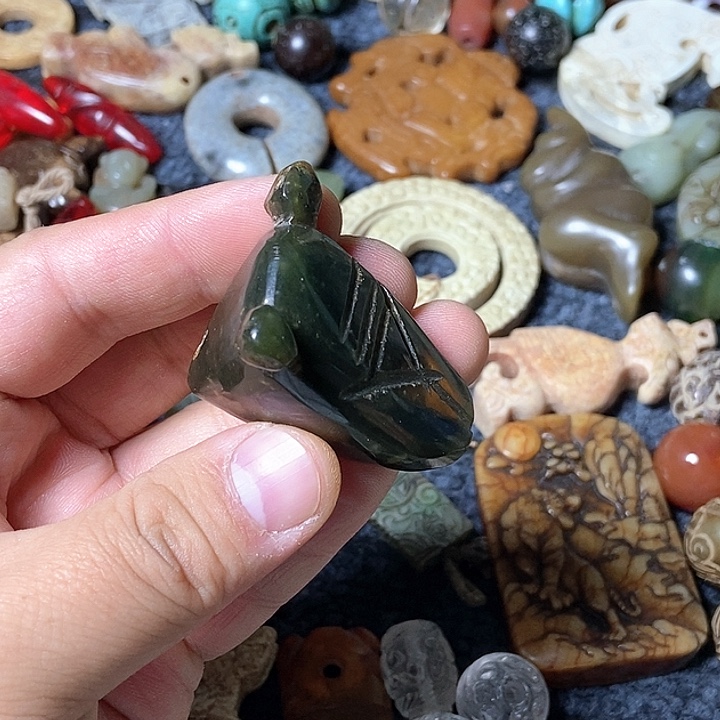 和田玉未镶嵌颈饰194