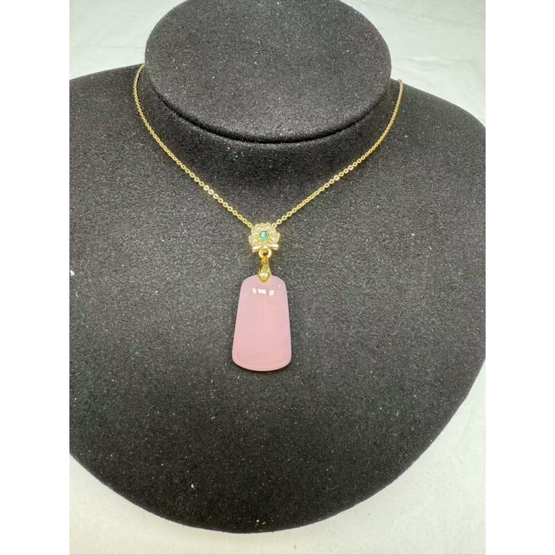 F21-天然  高端  大气   -时尚  粉玉髓  粉无牌事吊坠-配链子