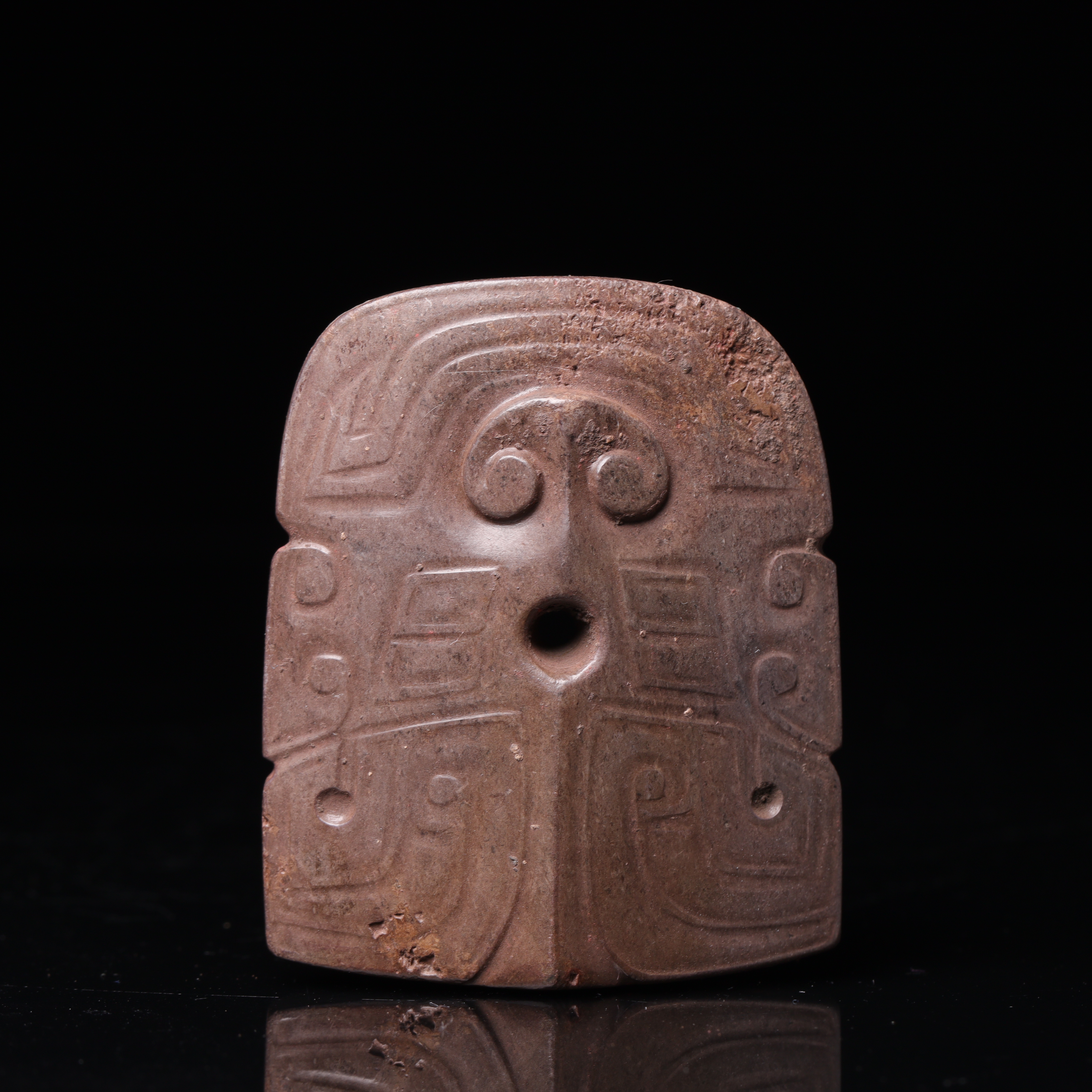 明代和田玉人面像