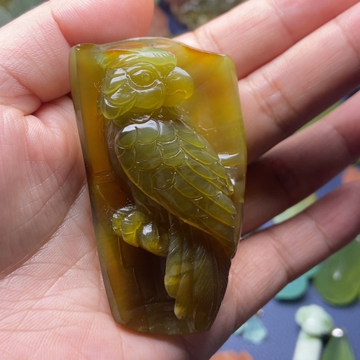 蛇纹石玉挂件未镶嵌浩***?