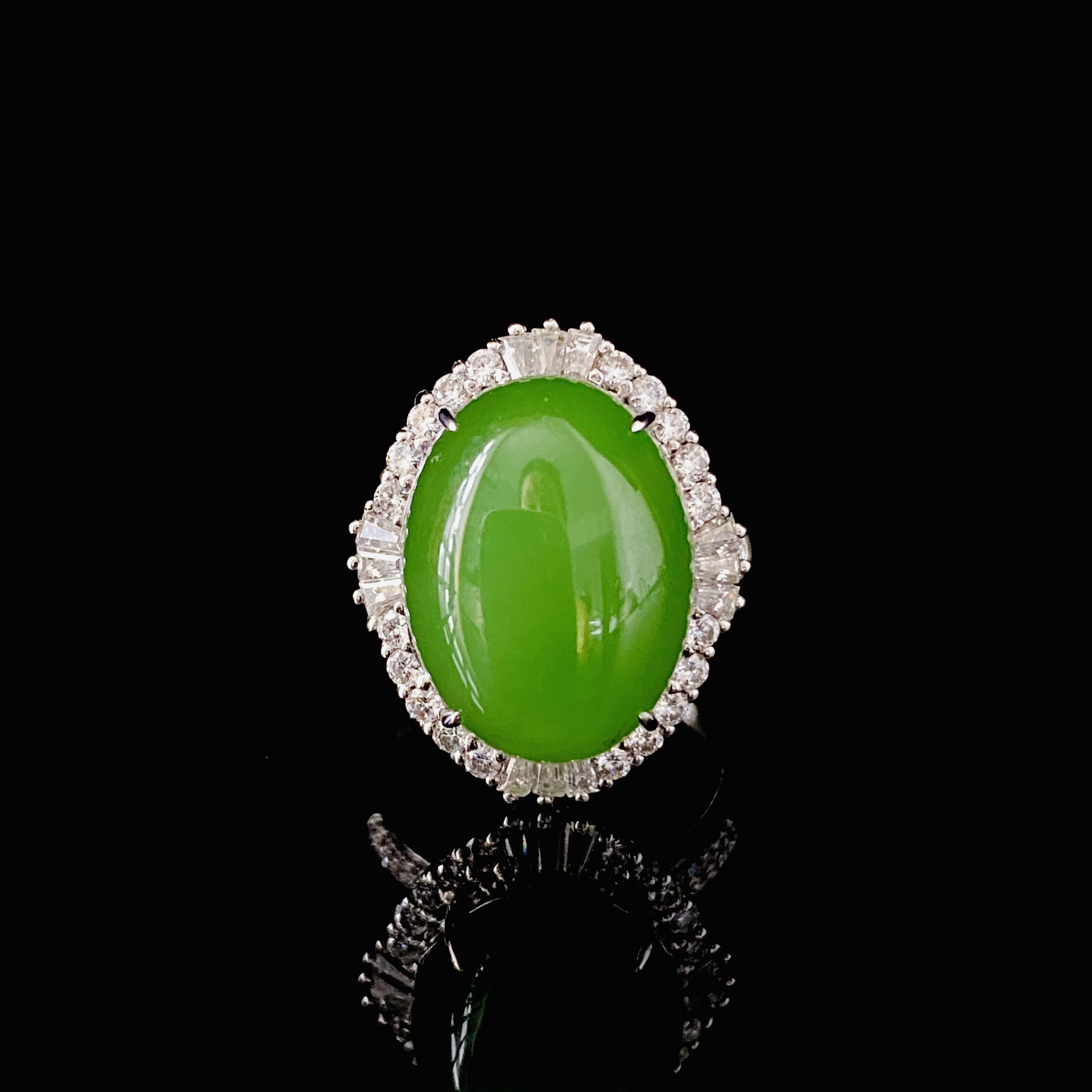 【颜选珠宝】轻奢款和田玉碧玉18K白厚金镶嵌蛋面戒指祼石16＊12＊6