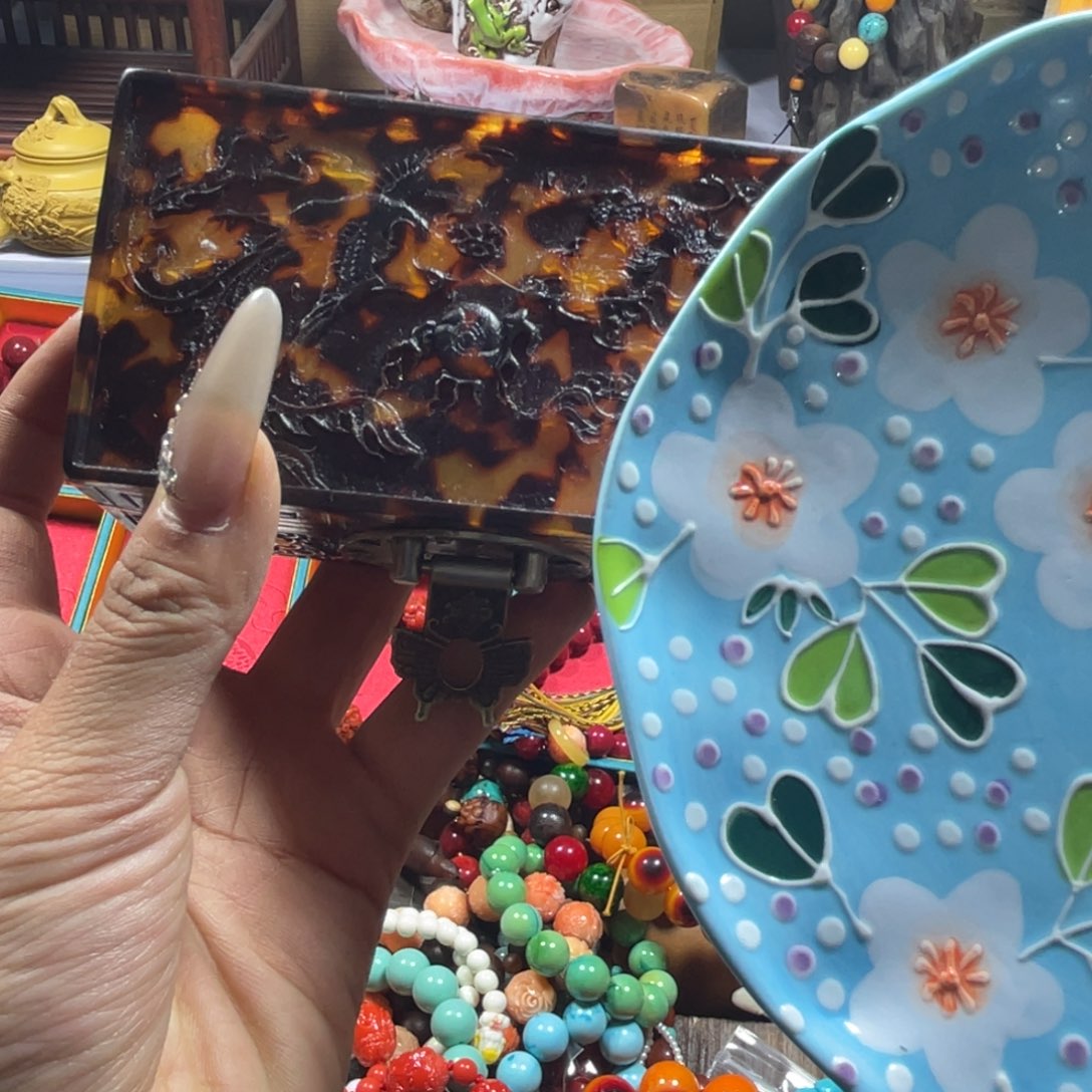 紫砂漏油的时候就会有  