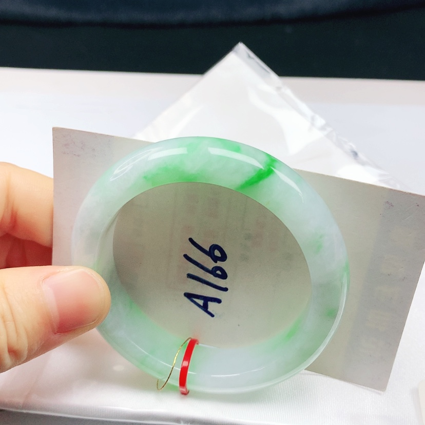 【闪购商品】翡翠手镯未镶嵌50➕圈口