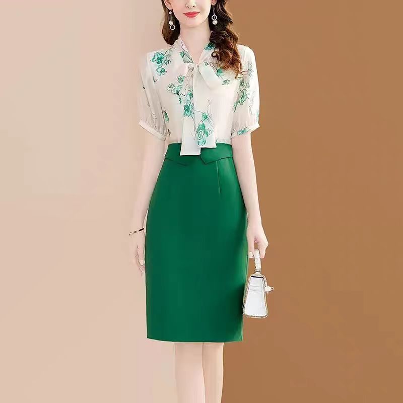 夏季新款气质时尚V领系带印花拼接开叉显瘦连衣裙A106