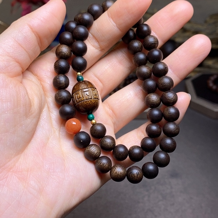 沉香手串越南芽庄紫棋0.8设计➕富森红土沉香木雕