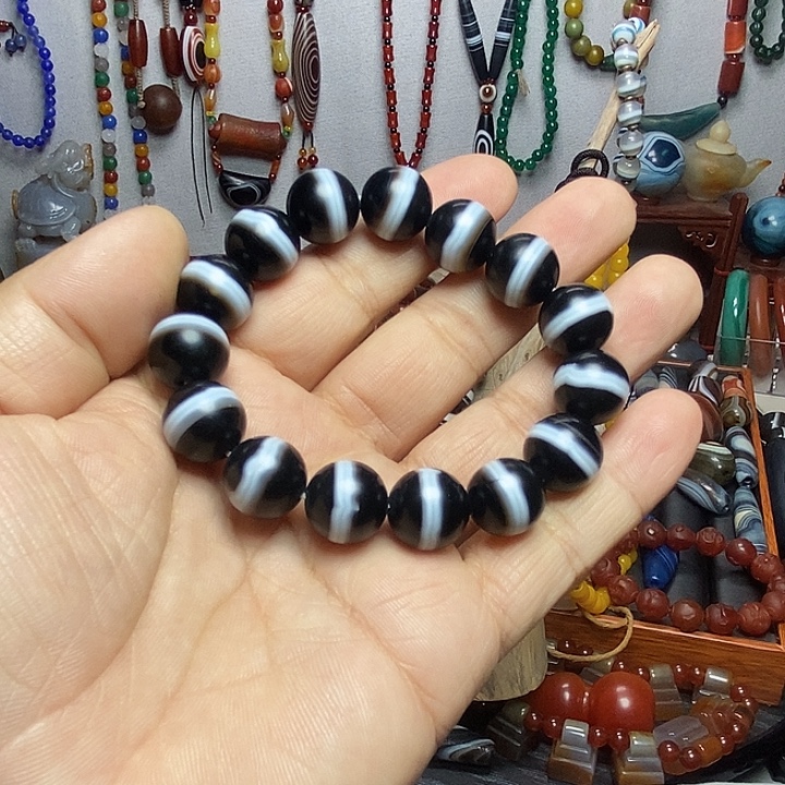 恒****玛瑙/玉髓未镶嵌手链