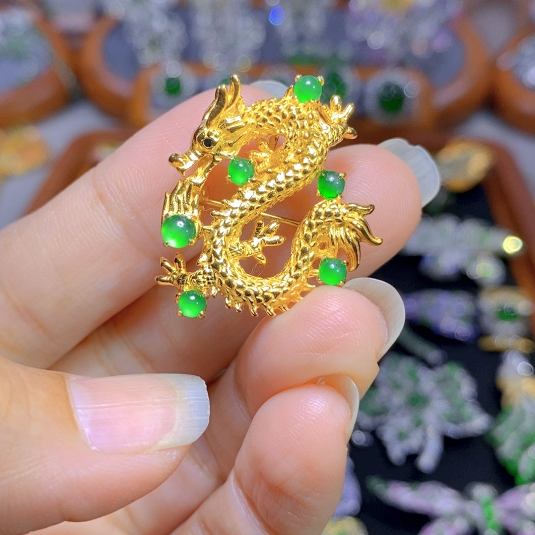 翡翠颈饰银S925镶嵌天然翡翠