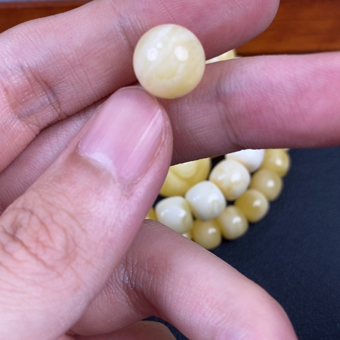 琥珀未镶嵌珠宝奇石50