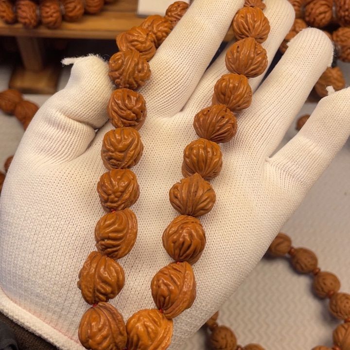 桃木5号链接桃核手串一个