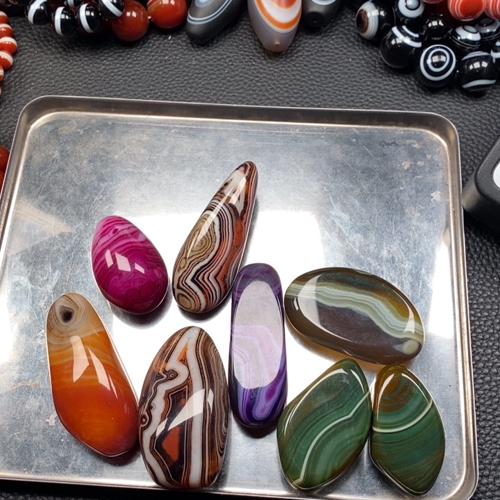 四***梅玛瑙/玉髓未镶嵌颈饰