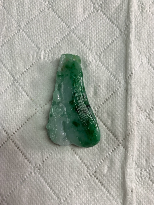 玉如军意翡翠珠宝