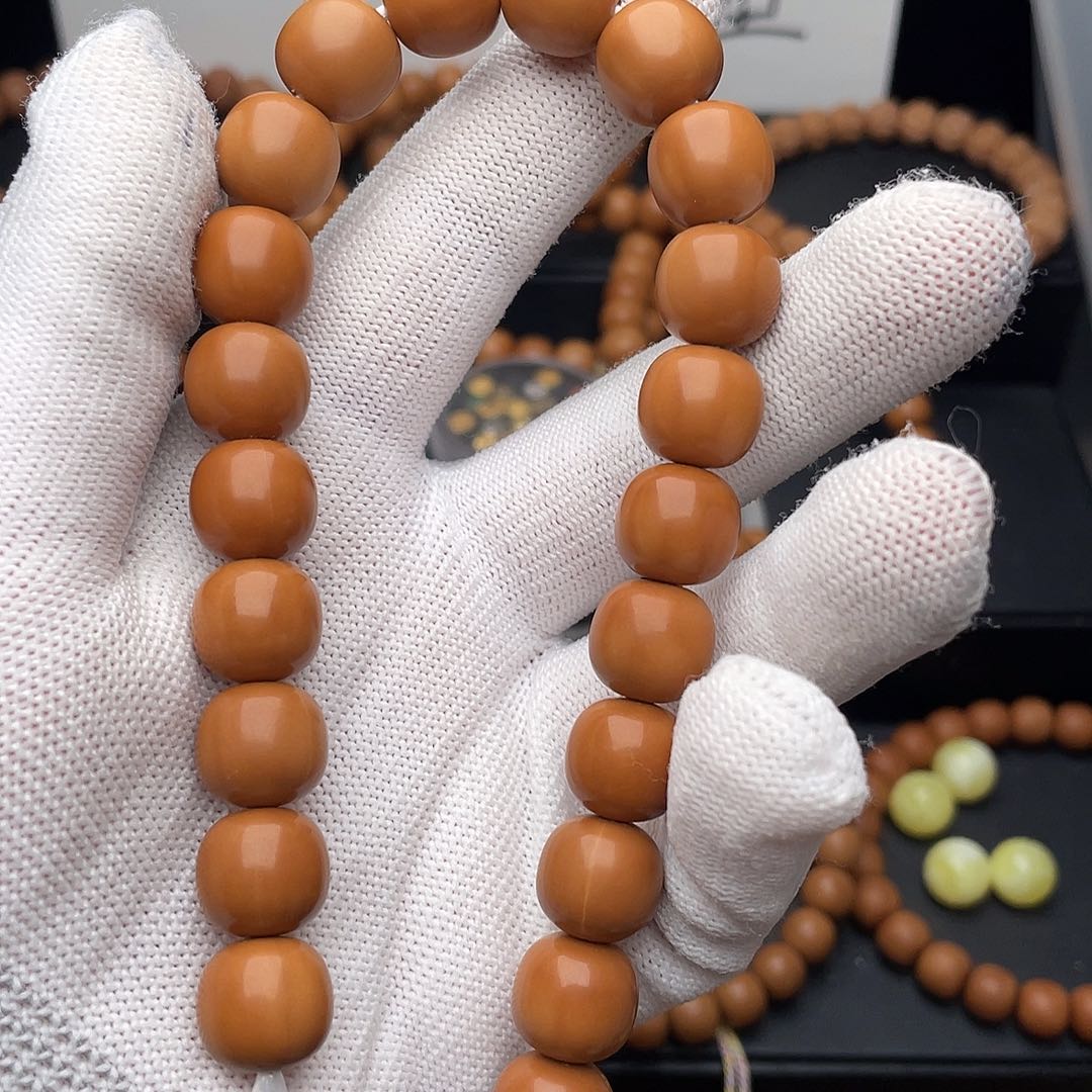 y***e猴头核桃吊坠全品老型108颗